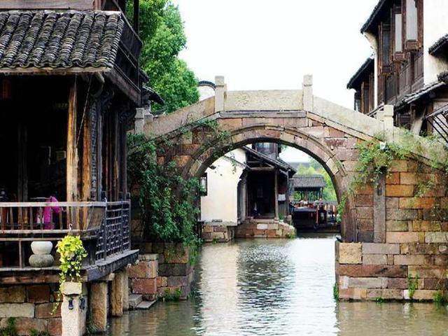 百奥赛图-B盘中异动 下午盘大幅下挫5.52%报9.411港元